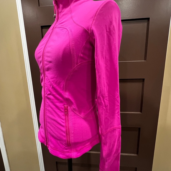 SOLD - Lululemon define jacket - Picture 4 of 5